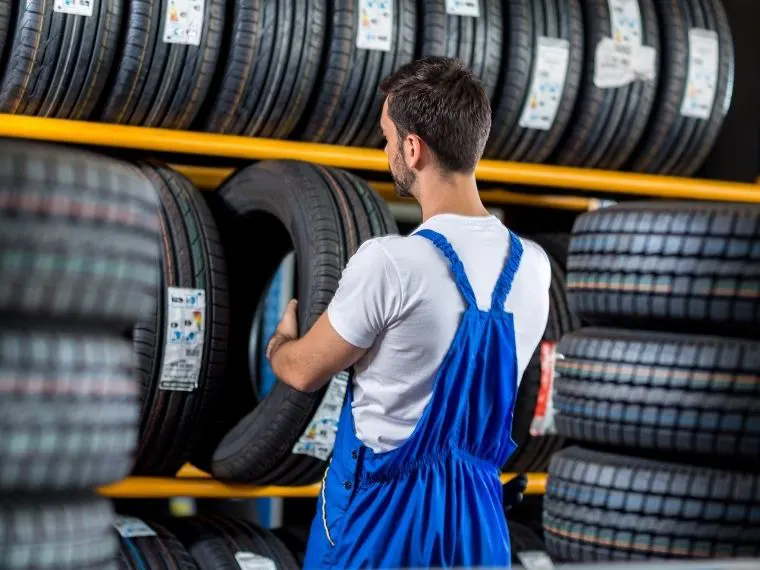 Gölhisar Oto Lastikçi